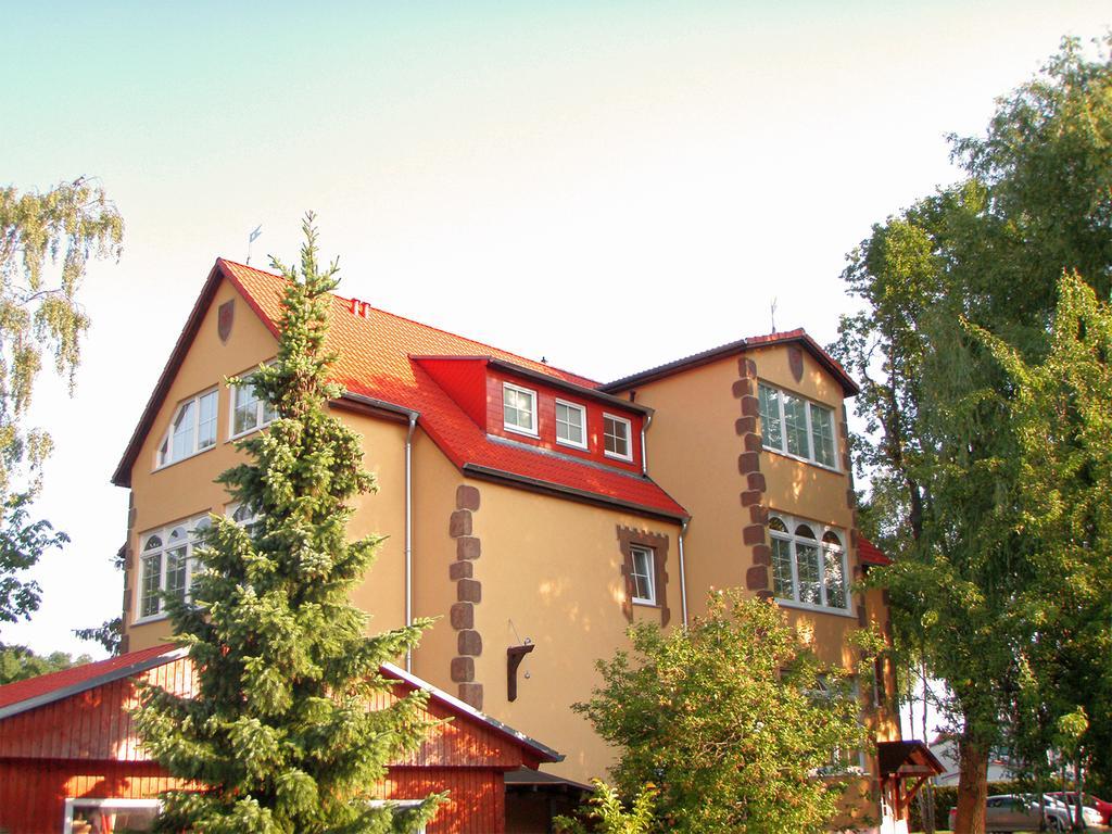 Ostsee-Rittergut-Ruegen Mit Binzhotel & Ordenskapelle & Romantikgut מראה חיצוני תמונה